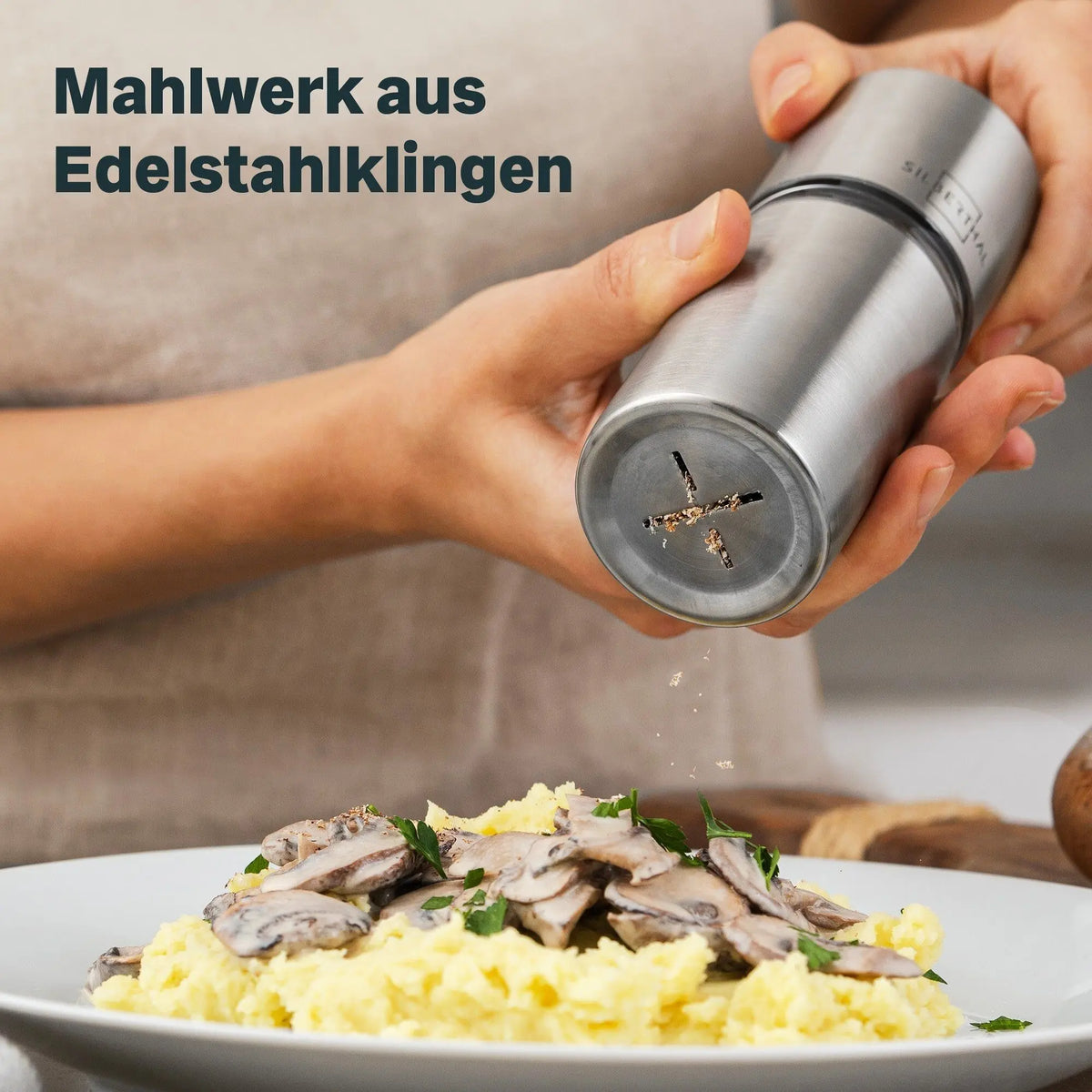 Detail van het RVS fijnsnijmechanisme van de Silberthal nootmuskaatmolen
