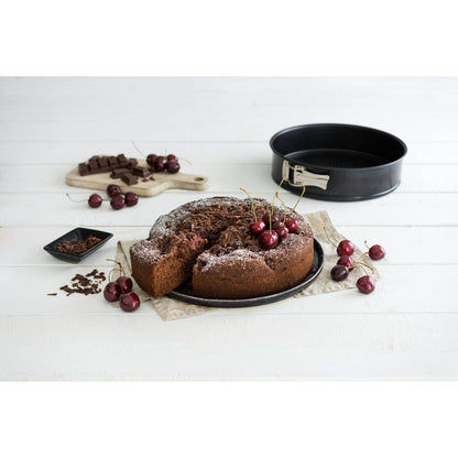 Zenker springvorm scharnier detail eenvoudig ontmoulden
