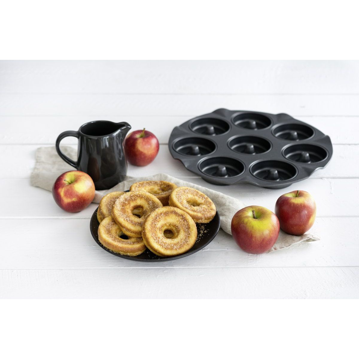 Zenker donutvorm met verse bagels gebakken
