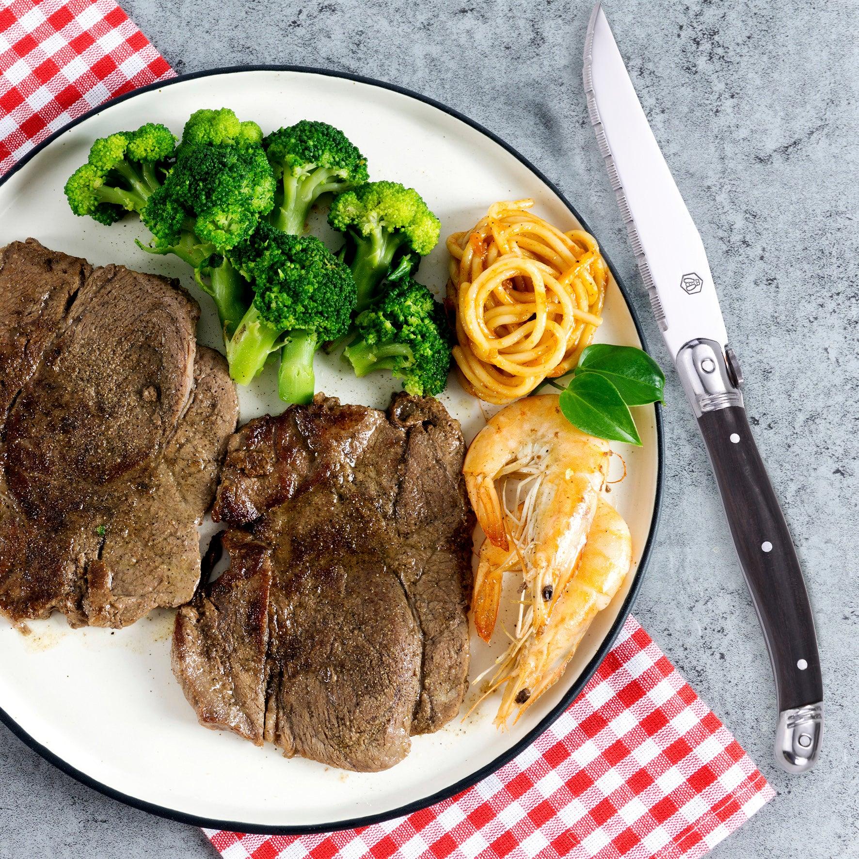 set van 6 hoogwaardige steakmessen RVS lemet en houten handvat 23 cm lang